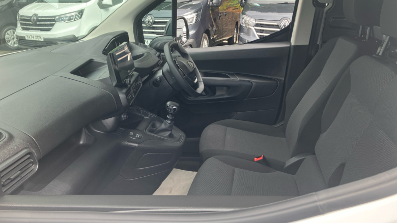 Peugeot Partner Standard Diesel 1.5 BlueHDi 100 Asphalt Van